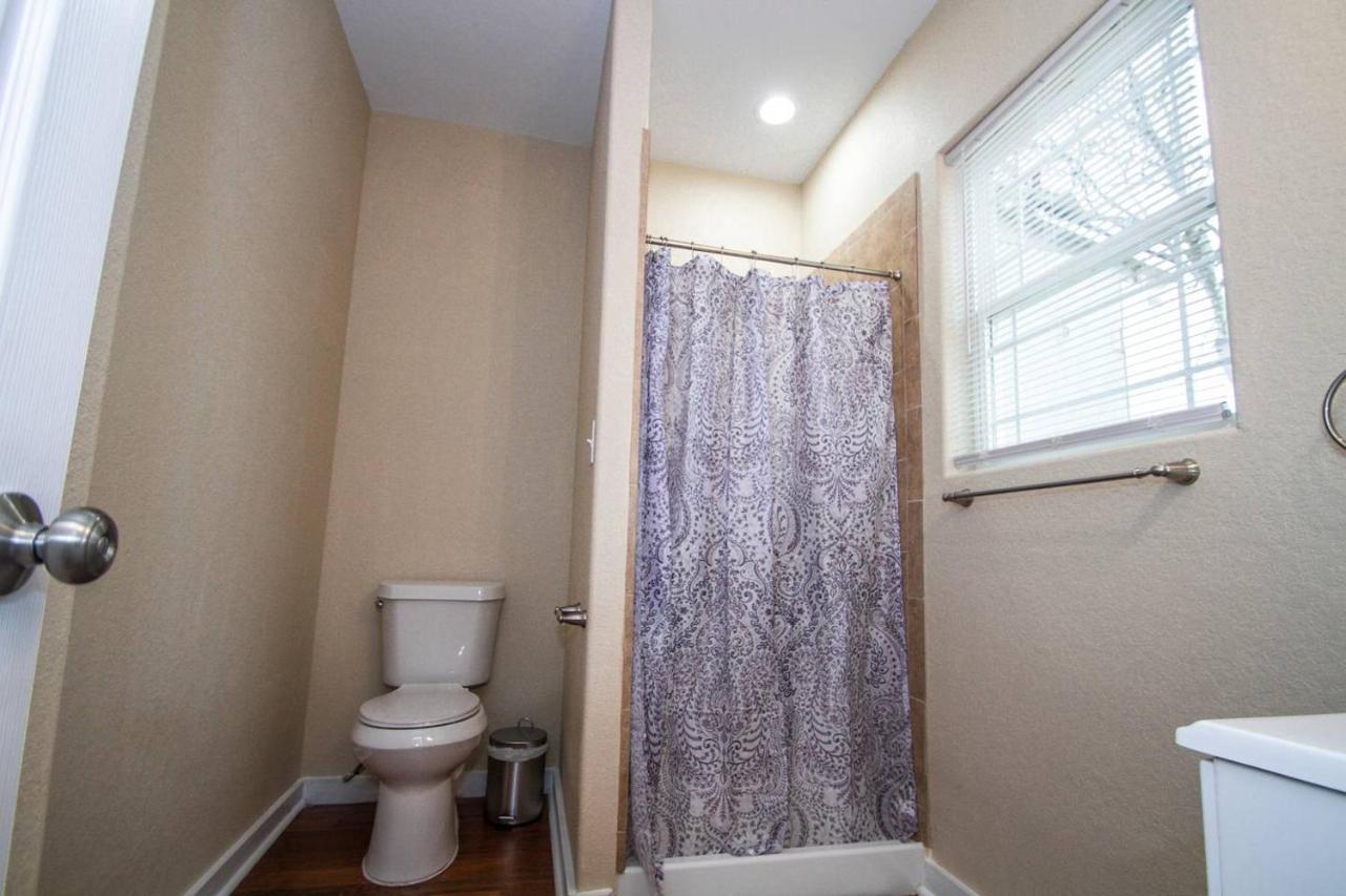 Hackberry St #A Renovated 2Br/2Ba Near Downtown Lägenhet San Antonio Exteriör bild
